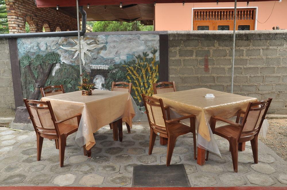 Sanoga Holiday Resort Tissamaharama Exterior photo